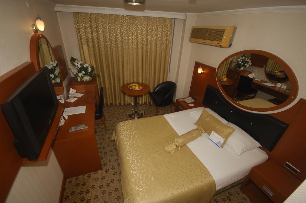 Inci Hotel アダナ エクステリア 写真